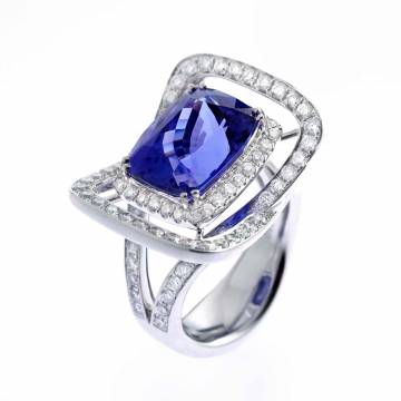 Aria Tanzanite & Diamond Ring