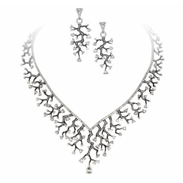 Saira Black Gold and Diamond Necklace and Earrings