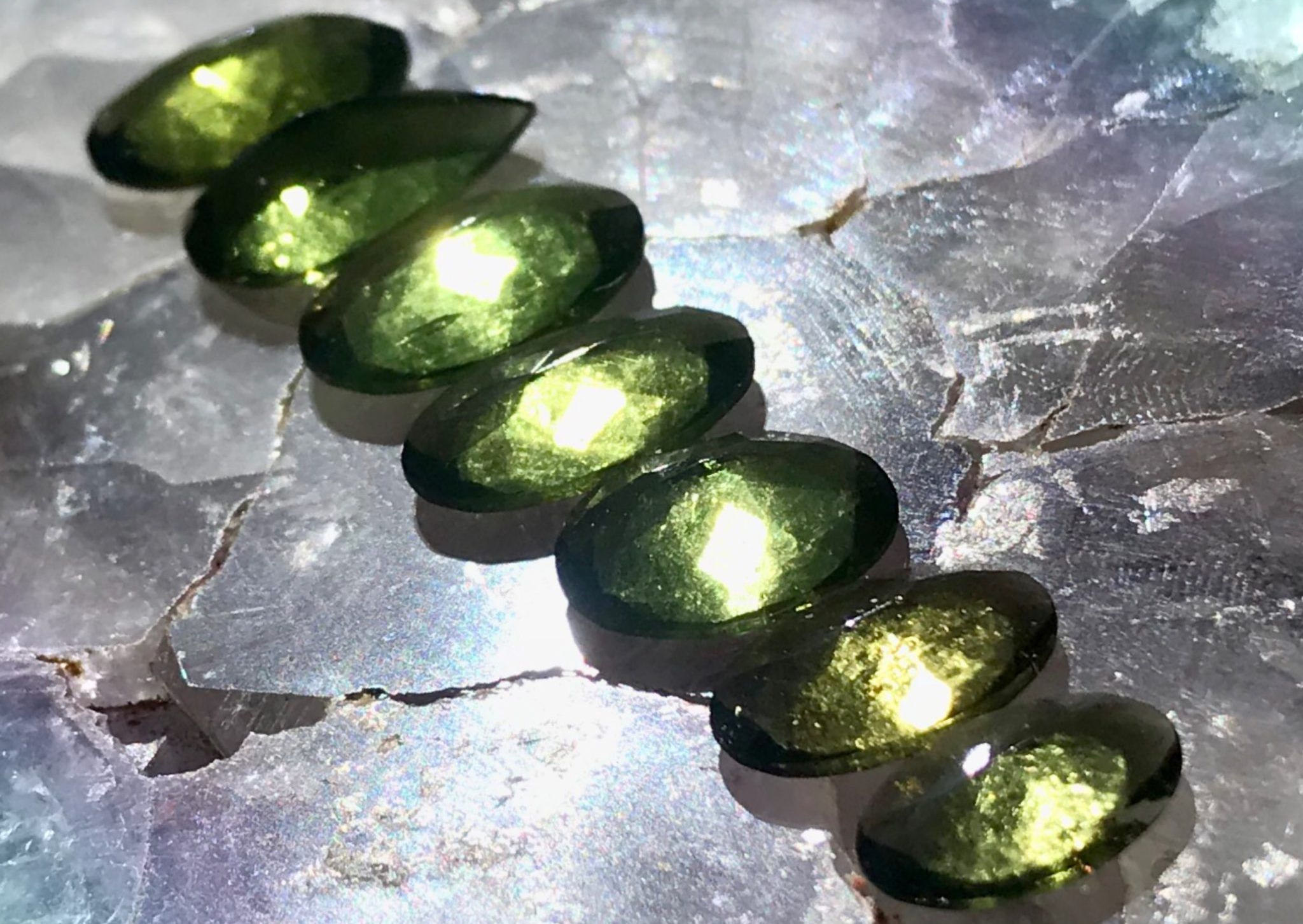 3-things-to-know-about-buying-Moldavite-POLISHED