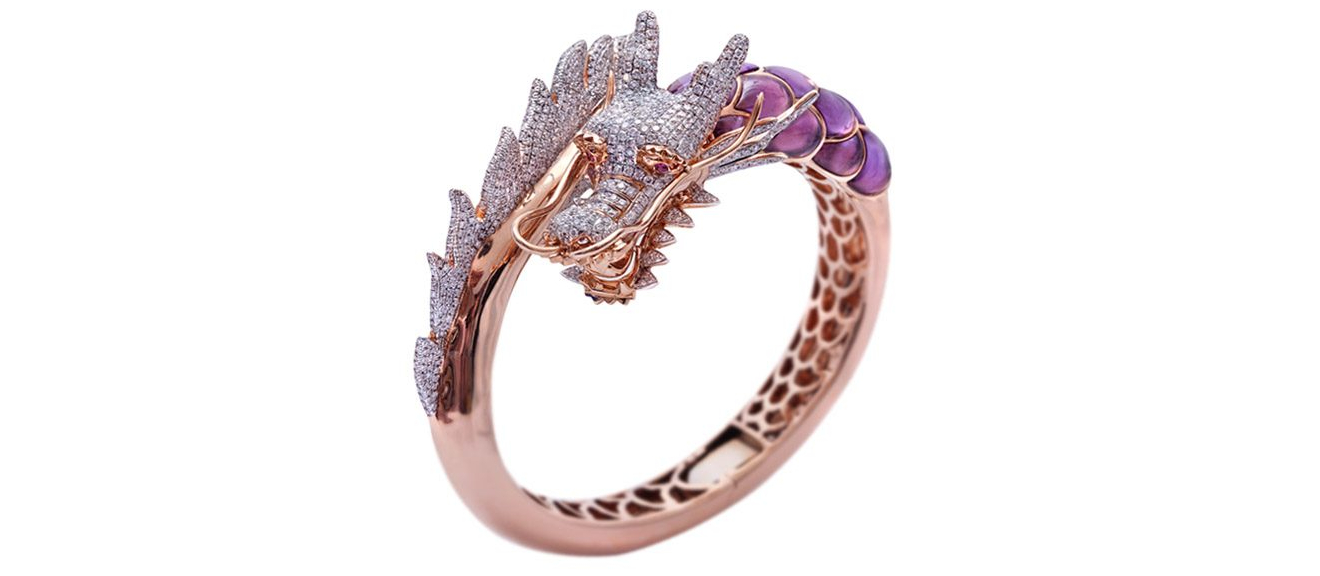 appreciate-the-beauty-of-bespoke-jewellery-DRAGON