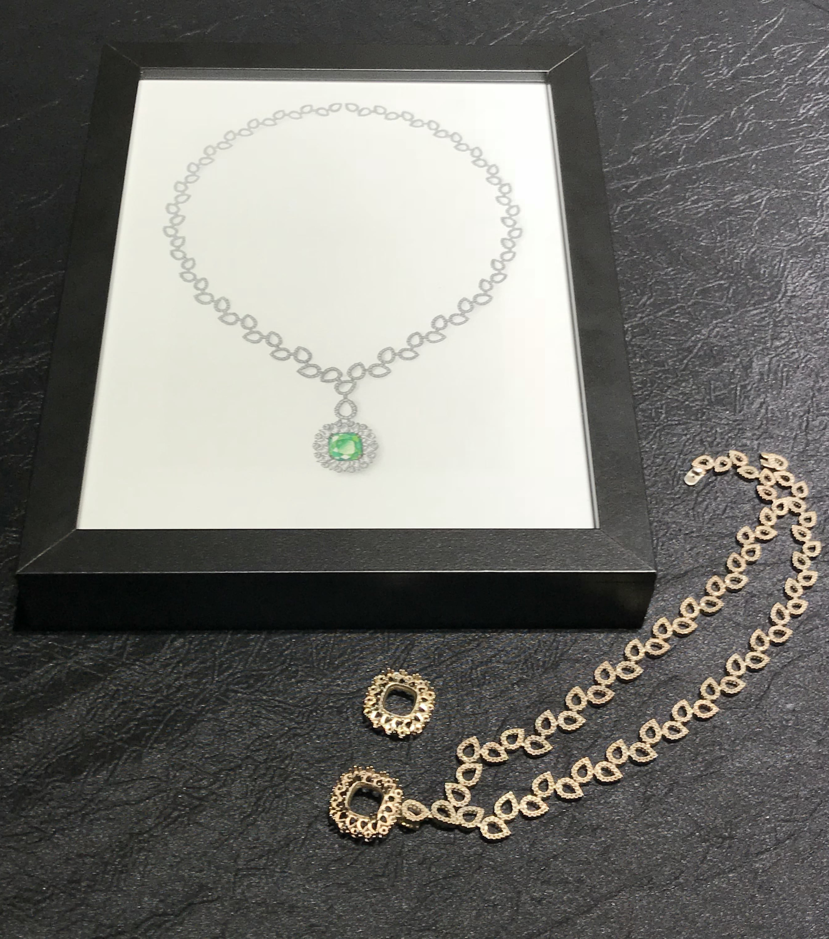 difference-between-Bespoke-Handmade-Jewellery-and-Mass-Produced-Pieces-5
